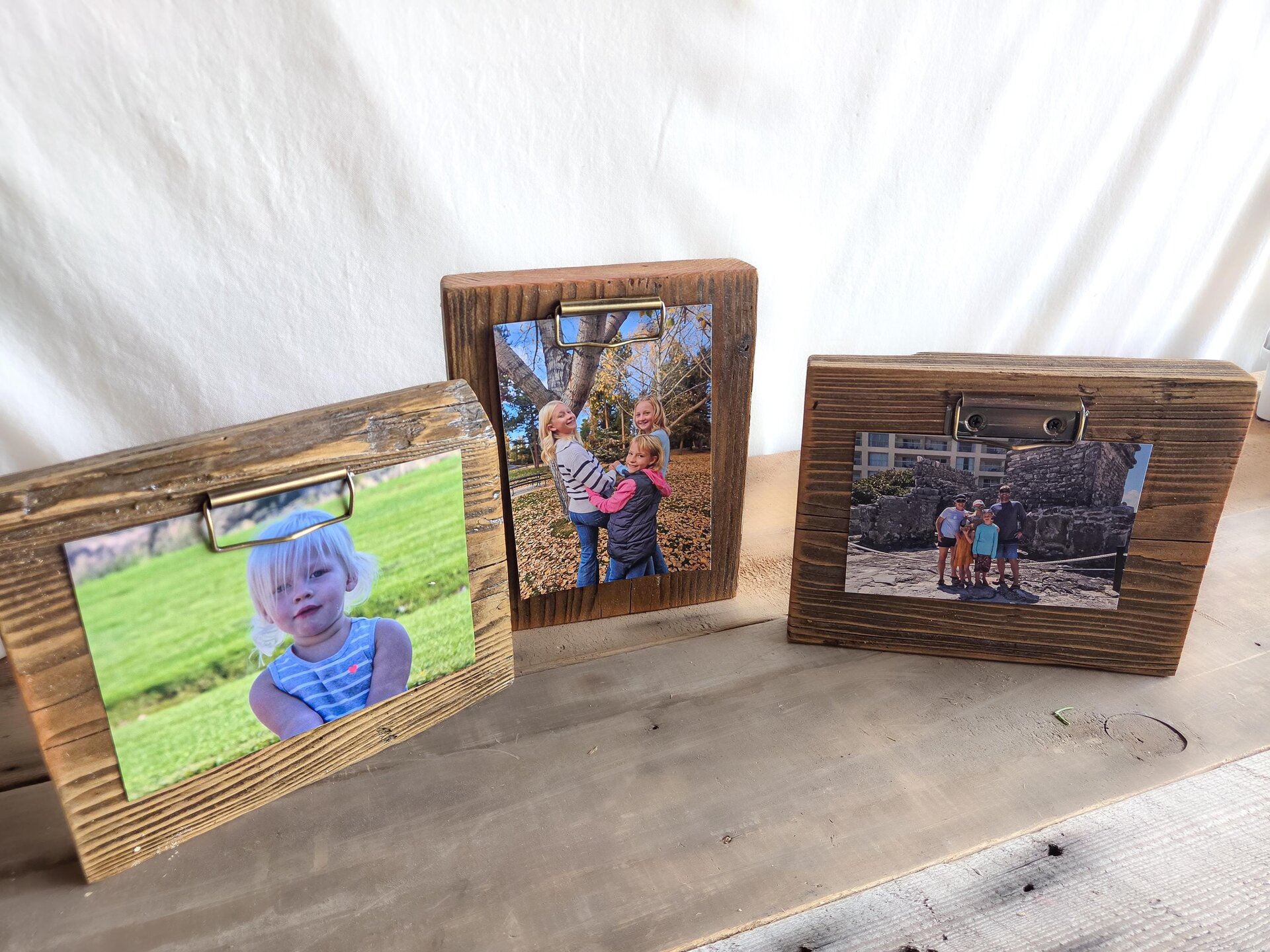 Reclaimed Wooden Photo Block (Horizontal) | Rustic Picture Display Stand | Wood Photo Clip